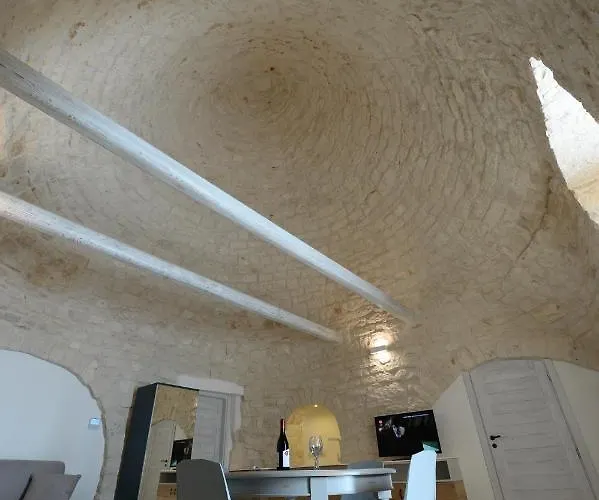 Trullo Vino & *